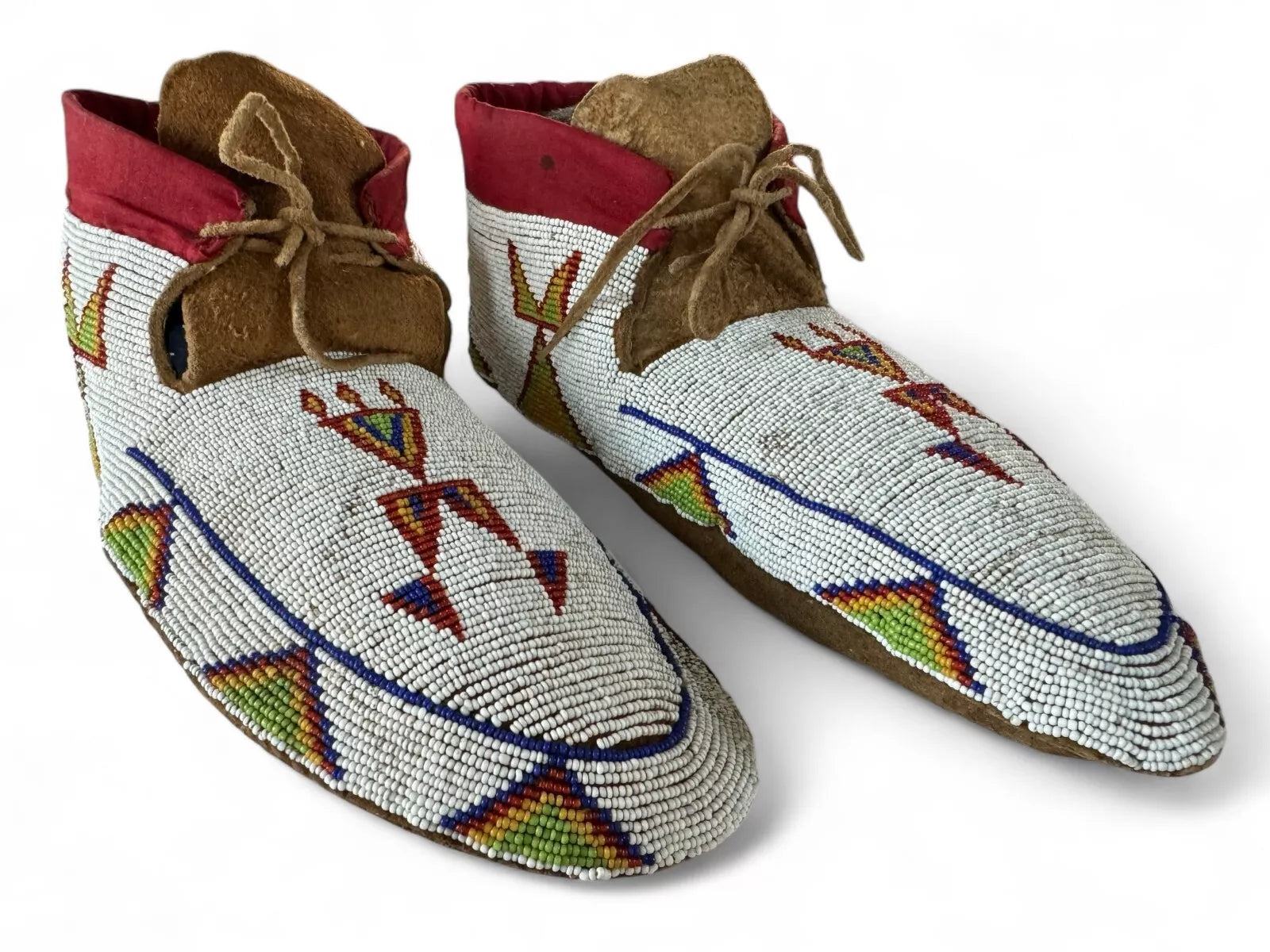 Handmade Native American Beaded Moccasins – Traditional Leather Powwow Shoes